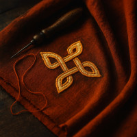 Можно ли носить узел бесконечности вверх ногами? Суеверия портных