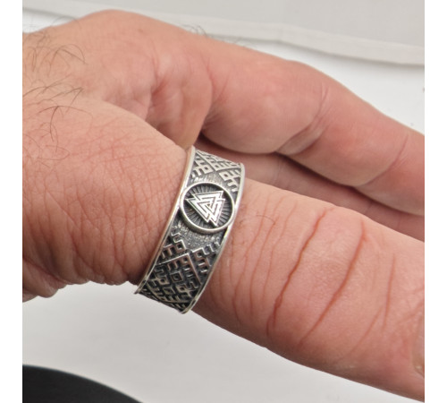 Перстень Валькнут