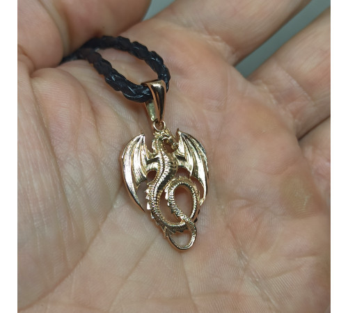 Дракон золото