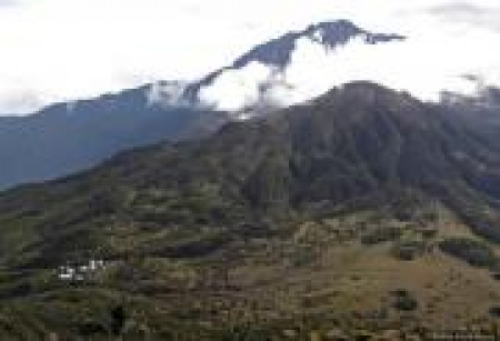 Гора Меру в Аруше: великанша с покладистым характером (Аруша, Танзания) Гора Меру в Аруше: великанша с покладистым характером (Аруша, Танзания)