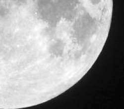 Луну к ногтю Луну к ногтю