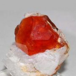 Водолей камень талисман